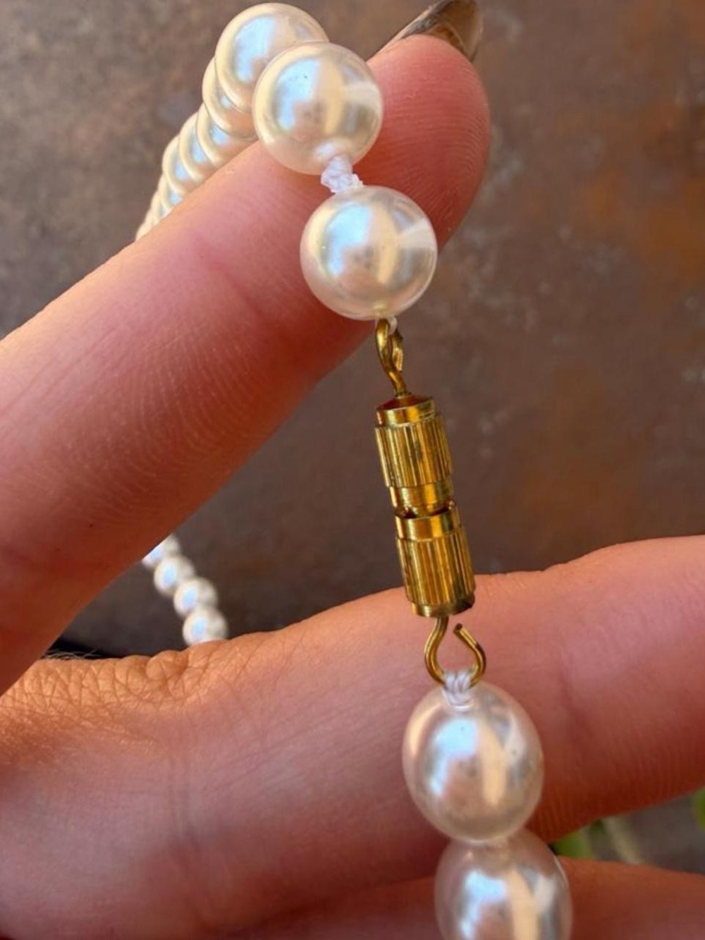 Vintage faux pearl necklace Timeless coquette staple perfect for layering - Picture 4 of 4